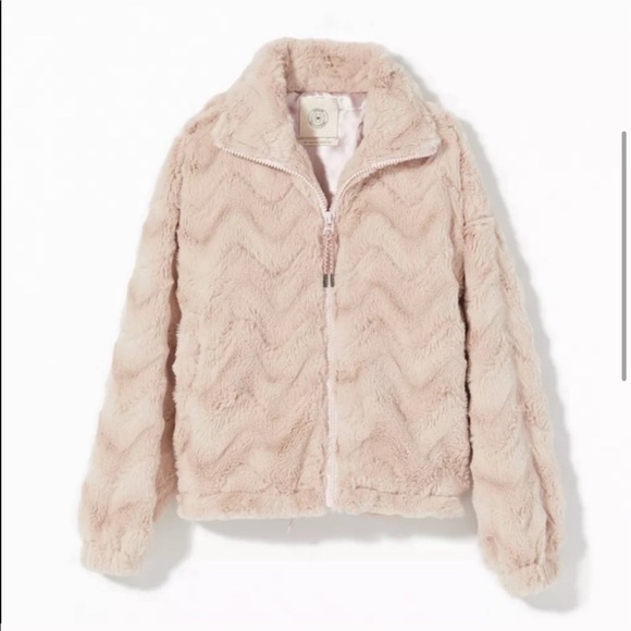 Faux fur urban outfitters jacket - Picture 3 of 9